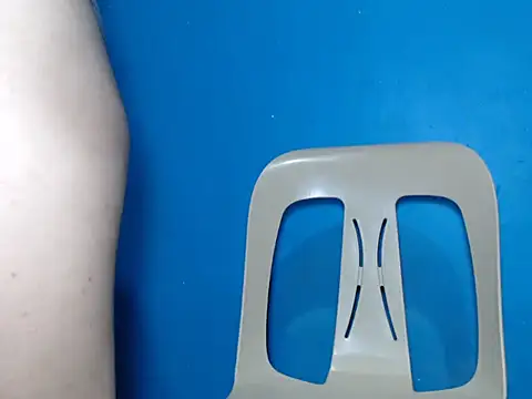 Snapshot of cherry_pussy68 chatting on November 17, 2025, 11:16 am cherry pussy68 online show from November 17, 2025, 11:16 am