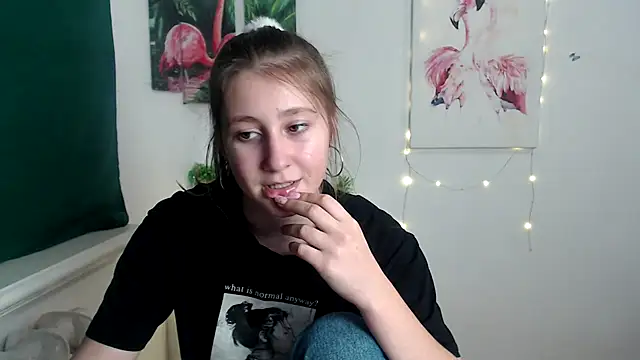 Milka kamila online show from October 29, 2025, 1:46 pm