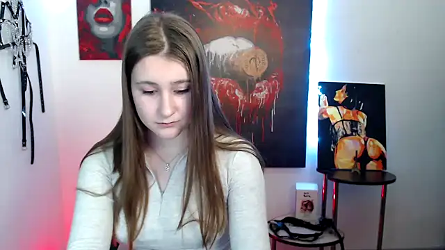 Snapshot of Milka_kamila chatting on March 4, 2026, 2:12 pm Milka kamila online show from March 4, 2026, 2:12 pm