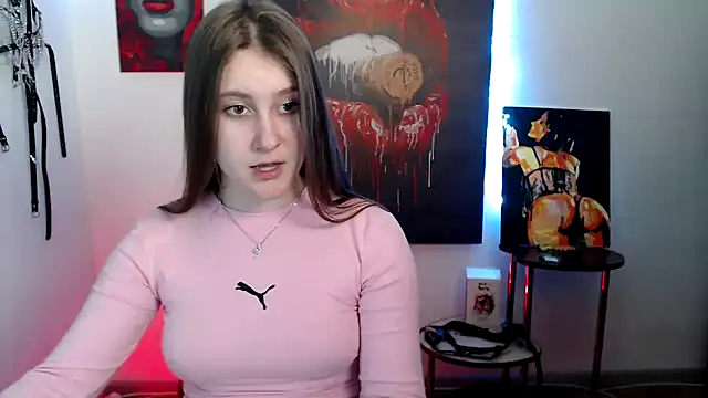 Snapshot of Milka_kamila chatting on March 7, 2026, 3:20 pm Milka kamila online show from March 7, 2026, 3:20 pm