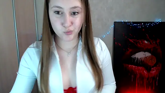 Snapshot of Milka_kamila chatting on March 31, 2026, 12:49 pm Milka kamila online show from March 31, 2026, 12:49 pm