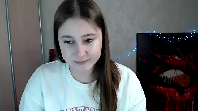 Snapshot of Milka_kamila chatting on April 11, 2026, 11:58 am Milka kamila online show from April 11, 2026, 11:58 am