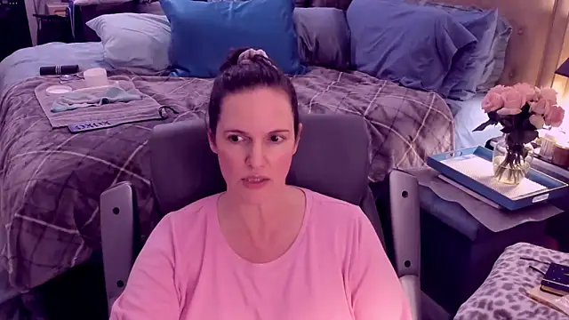 ninajaymes online show from January 27, 2025, 4:11 pm