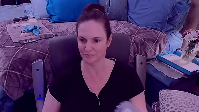 ninajaymes online show from March 9, 2025, 11:46 pm