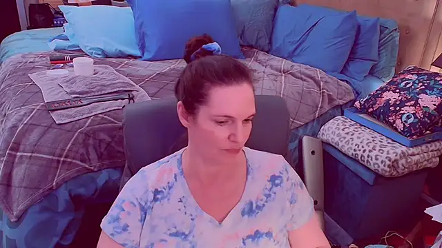 ninajaymes online show from January 7, 2026, 11:23 am