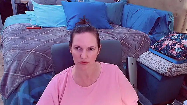 ninajaymes online show from February 7, 2026, 3:38 pm