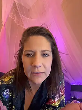 LilaJaneErotica online show from April 16, 2026, 3:40 am