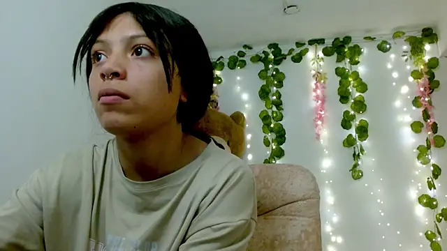 EIVIY1609 online show from November 12, 2025, 2:28 pm