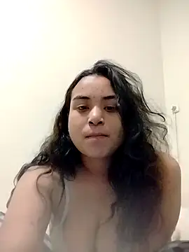 SoakedUpKitty- online show from November 25, 2025, 4:01 am