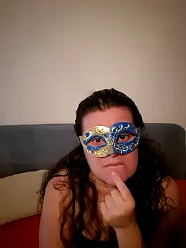 Snapshot of PerleRaree chatting on May 5, 2026, 12:57 pm PerleRaree online show from May 5, 2026, 12:57 pm