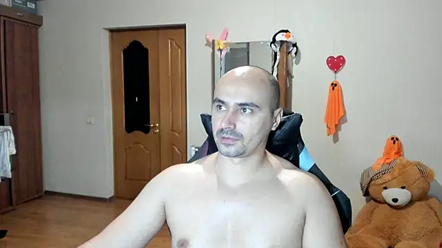 Snapshot of Gri_SH chatting on November 11, 2025, 4:18 pm Gri SH online show from November 11, 2025, 4:18 pm