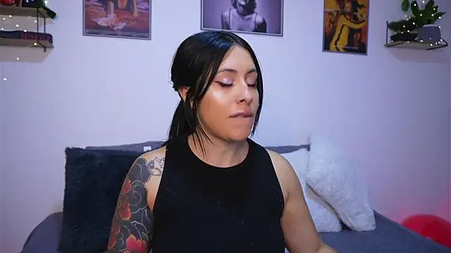 SophiieCumsx online show from January 15, 2026, 4:17 am