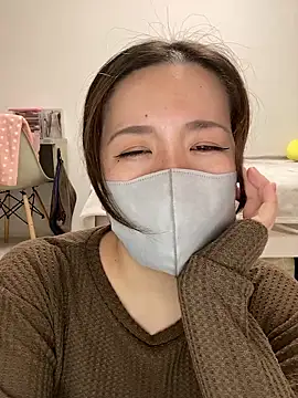 NATSUMI00 online show from November 1, 2025, 3:36 pm