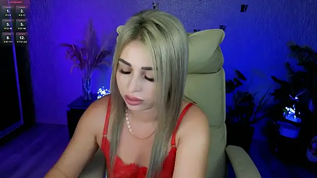 Snapshot of NikkiiStill chatting on July 16, 2026, 12:49 am NikkiiStill online show from July 16, 2026, 12:49 am