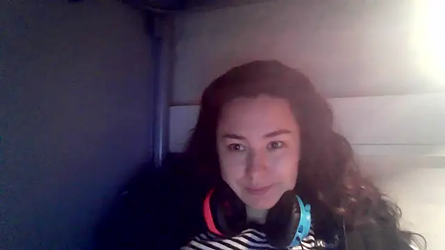 Snapshot of Emparia chatting on November 2, 2025, 10:45 pm Emparia online show from November 2, 2025, 10:45 pm