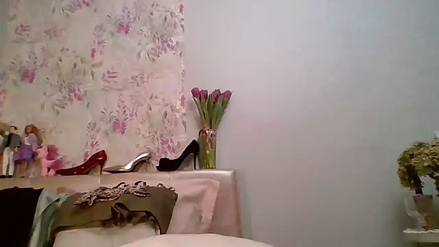 Snapshot of Tiluu1 chatting on March 1, 2026, 7:27 pm Tiluu1 online show from March 1, 2026, 7:27 pm