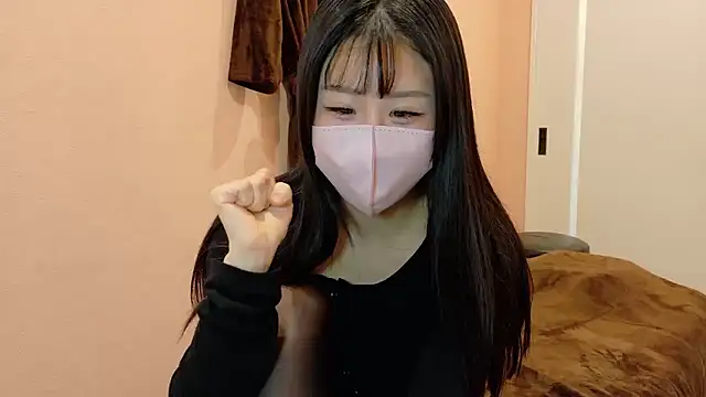 Ema-- online show from December 13, 2025, 10:15 pm