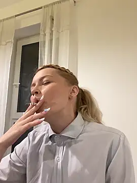 Snapshot of AnyaHellCat chatting on September 30, 2025, 5:51 pm AnyaHellCat online show from September 30, 2025, 5:51 pm