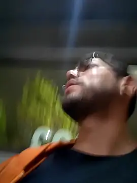 Snapshot of DanteWinter chatting on November 14, 2025, 2:21 am DanteWinter online show from November 14, 2025, 2:21 am