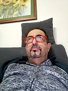 Snapshot of max_im69 chatting on December 20, 2025, 9:00 pm max im69 online show from December 20, 2025, 9:00 pm