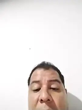 Snapshot of latinblack16 chatting on December 1, 2025, 4:17 am latinblack16 online show from December 1, 2025, 4:17 am