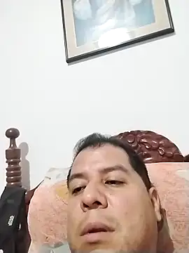 Snapshot of latinblack16 chatting on December 4, 2025, 3:16 am latinblack16 online show from December 4, 2025, 3:16 am