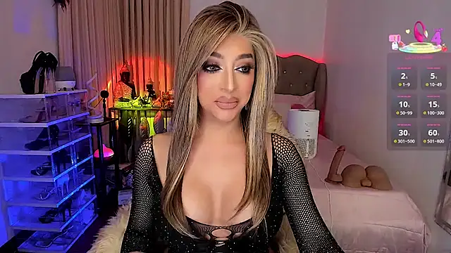 Snapshot of Dream_Goddess chatting on July 18, 2026, 7:56 am Dream Goddess online show from July 18, 2026, 7:56 am