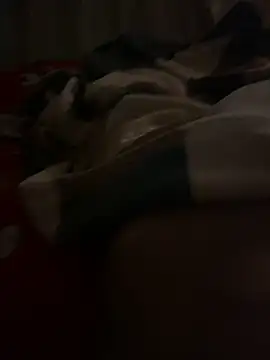 beyeu110202 online show from December 19, 2025, 6:37 pm