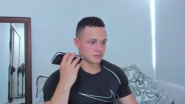 KingLevi01 online show from May 23, 2026, 10:25 pm