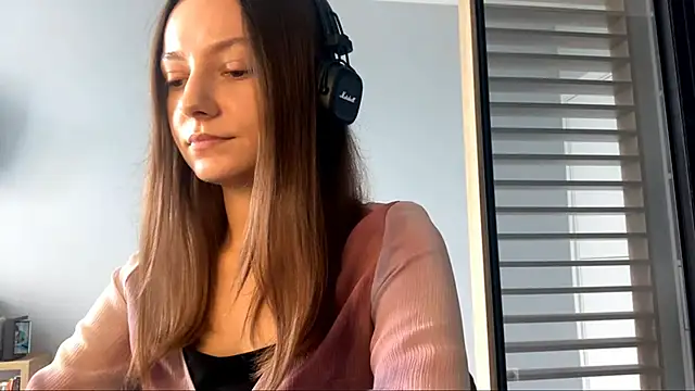 SoulHiperAgne  online show from September 16, 2025, 9:10 am