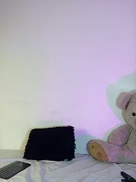 Charlottediolet online show from February 24, 2026, 11:30 am