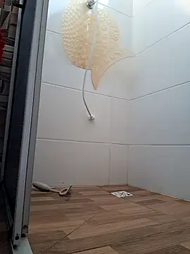 Snapshot of novinho100795 chatting on December 16, 2025, 9:42 pm novinho100795 online show from December 16, 2025, 9:42 pm