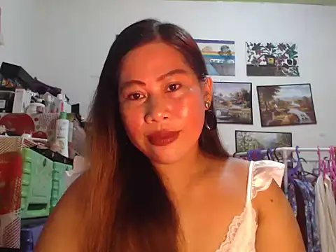 filipina beauty online show from December 2, 2025, 6:47 pm