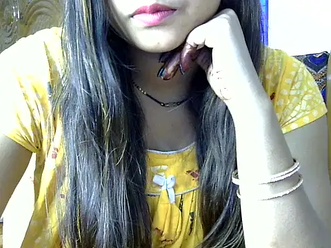 Snapshot of dreamgirl20262 chatting on October 22, 2025, 4:57 am dreamgirl20262 online show from October 22, 2025, 4:57 am