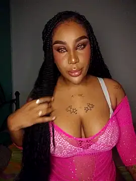 Snapshot of Queen_Amara chatting on May 12, 2026, 3:58 am Queen Amara online show from May 12, 2026, 3:58 am