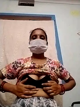 Snapshot of Komal-Rajput chatting on September 10, 2025, 6:08 pm Komal-Rajput online show from September 10, 2025, 6:08 pm