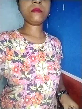 Snapshot of Komal-Rajput chatting on September 25, 2025, 7:28 pm Komal-Rajput online show from September 25, 2025, 7:28 pm