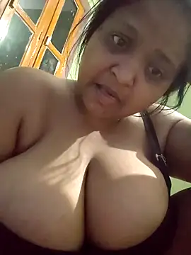 bitch-horny online show from February 27, 2026, 3:12 pm