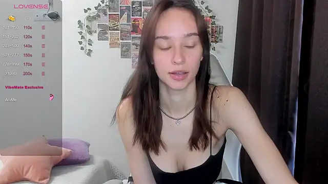 Snapshot of _Alissaa chatting on November 28, 2025, 11:57 am Alissaa online show from November 28, 2025, 11:57 am