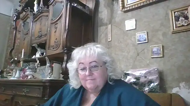 Lala-Love56 online show from September 22, 2025, 5:04 pm