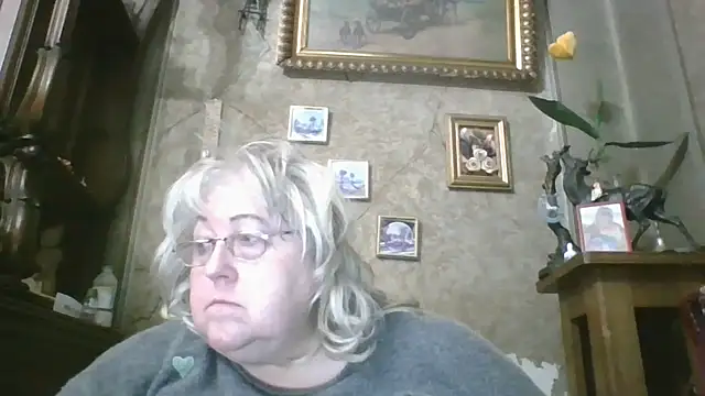 Snapshot of Lala-Love56 chatting on March 6, 2026, 10:28 pm Lala-Love56 online show from March 6, 2026, 10:28 pm