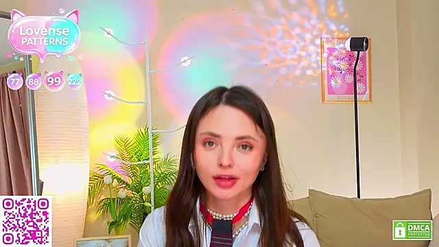 Snapshot of OliviaKis_ chatting on June 20, 2026, 7:55 am OliviaKis online show from June 20, 2026, 7:55 am