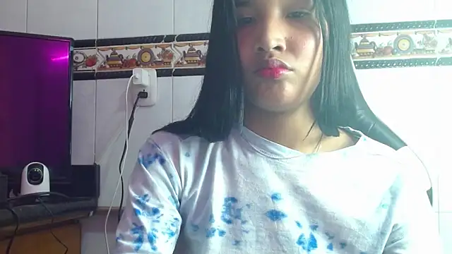 Snapshot of Baby_kinky-- chatting on September 14, 2025, 3:27 am Baby kinky-- online show from September 14, 2025, 3:27 am