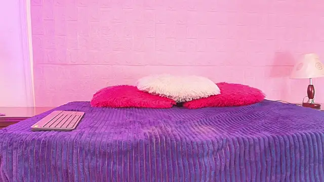 Snapshot of Baby_kinky-- chatting on October 9, 2025, 2:04 pm Baby kinky-- online show from October 9, 2025, 2:04 pm