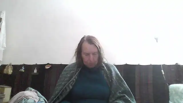 AnnaLive570 online show from May 5, 2026, 3:14 am