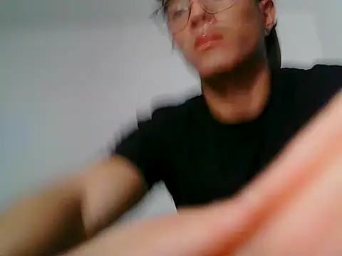 Snapshot of 0anonimo_bottom1 chatting on April 13, 2026, 2:50 am 0anonimo bottom1 online show from April 13, 2026, 2:50 am