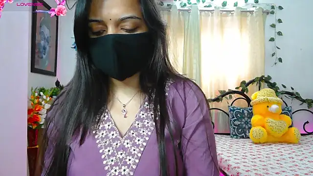 Snapshot of WildDimpi_0 chatting on October 19, 2025, 4:24 am WildDimpi 0 online show from October 19, 2025, 4:24 am