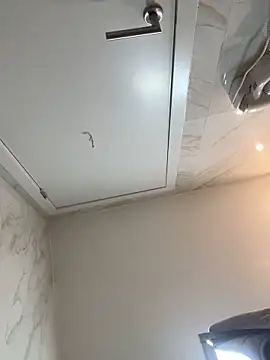 dgzzzkskks online show from September 9, 2025, 8:36 am