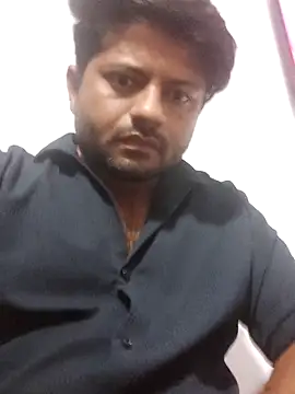 Snapshot of urhotboymeet chatting on October 17, 2025, 6:10 pm urhotboymeet online show from October 17, 2025, 6:10 pm