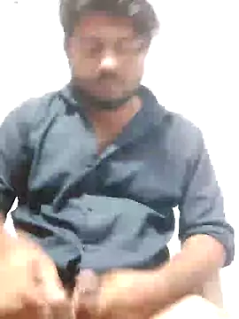 Snapshot of urhotboymeet chatting on November 28, 2025, 7:27 pm urhotboymeet online show from November 28, 2025, 7:27 pm